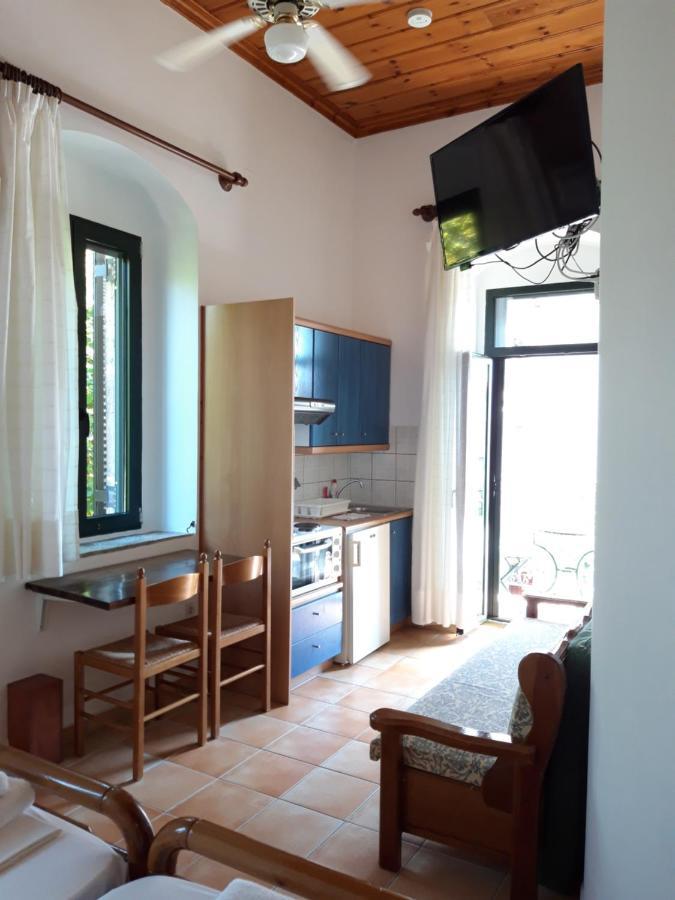 Skardamoula'S Studios And Apartments, 2 Kardamyli Exterior foto